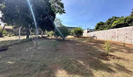 Chácara para Venda em Álvares Machado, CHÁCARA ARTHUR BOIGUES, 3 dormitórios, 1 suíte, 2 banheiros, 1 vaga