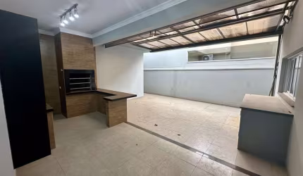 Casa em Condomínio para Venda em Presidente Prudente, CONDOMÍNIO RESIDENCIAL PORTO SEGURO, 3 dormitórios, 1 suíte, 3 banheiros, 2 vagas