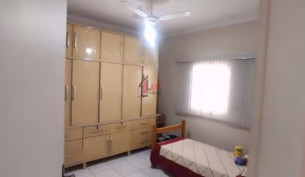 Casa para Venda em Presidente Prudente, VILA REAL, 3 dormitórios, 1 suíte, 3 banheiros, 2 vagas