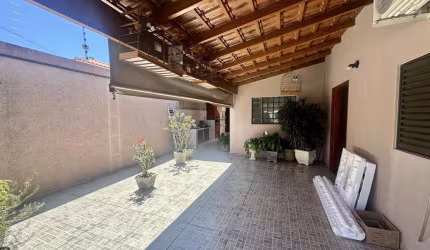 Casa para Venda em Presidente Prudente, FLORENZA, 2 dormitórios, 1 suíte, 3 banheiros, 1 vaga