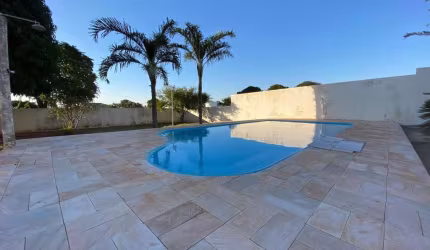 Casa em Condomínio para Venda em Presidente Epitácio, CONDOMINIO RESIDENCIAL PORTAL DO LAGO, 3 dormitórios, 1 suíte, 2 banheiros, 2 vagas