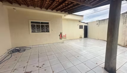 Casa para Venda em Presidente Prudente, MEDITERRANEO, 3 dormitórios, 1 suíte, 2 banheiros, 2 vagas