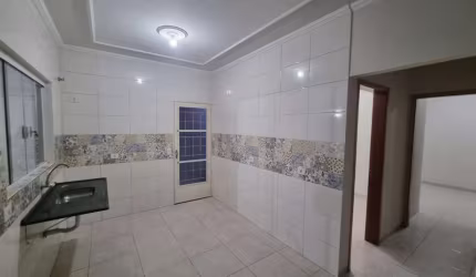 Casa para Locação em Presidente Prudente, WATAL ISHIBASHI, 2 dormitórios, 1 banheiro, 2 vagas