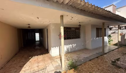 Casa para Venda em Presidente Prudente, AVIAÇÃO, 3 dormitórios, 1 suíte, 3 banheiros, 2 vagas