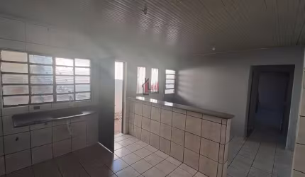 Casa para Locação em Presidente Prudente, ALEXANDRINA, 1 dormitório, 1 banheiro