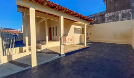 Casa para Venda em Presidente Prudente, EVEREST, 3 dormitórios, 1 suíte, 2 banheiros, 1 vaga