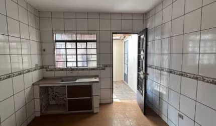 Casa para Venda em Presidente Prudente, CAIÇARA, 4 dormitórios, 1 suíte, 3 banheiros, 2 vagas