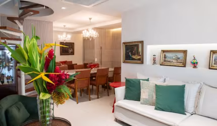 Cobertura Duplex na Praia do Canto – Exclusividade e Sofisticação na Av. Rio Branco