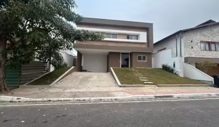 Oportunidade Casa de 4 quartos com suíte em Manguinhos - Serra - ES