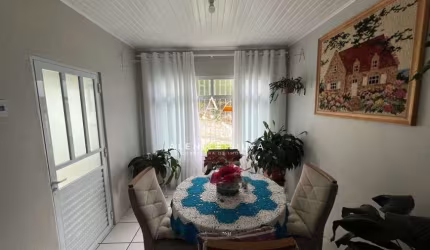 Casa com 3 dormitórios no Bairro Bela Vista - São José