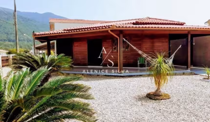 Casa 2 dormitórios na Praia de fora-Palhoça