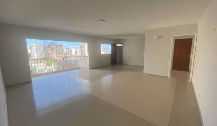 Apartamento com preço de flat Tambaú a poucas quadras do mar
