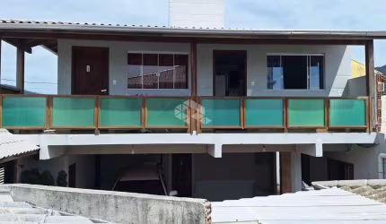 CASA / DUPLEX / SOBRADO, POUSADA, RESIDENCIAL 2 SALA COMERCIAL A VENDA INGLESES FLORIANOPOLIS R$ 1.650.000,00
