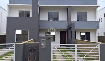 CASA / SOBRADO / DUPLEX COM 3 DORMITÓRIOS /QUARTOS 2 SUÍTES a VENDA  R$ 540.000,00 ACEITA FINANCIAMENTO