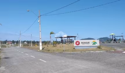TERRENO /LOTE 12m X 25m NO LOTEAMENTO DO BOSQUE - IMBITUBA  A VENDA POR  R$ 106.000,00