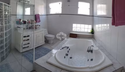 Casa Triplex à Venda | Vargem do Bom Jesus - Florianópolis