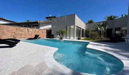 CASA TÉRREA 6 DORMITÓRIOS À VENDA EM RIVIERA DE SÃO LOURENÇO