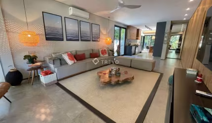 Casa à Venda com 5 suítes, 6 banheiros, 2 vagas e 209m² no valor de R$ 4.300.000