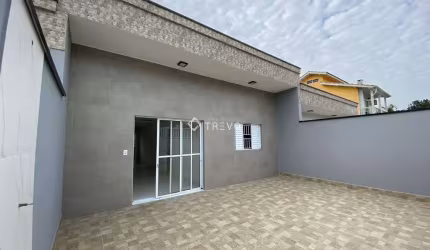 Casa à Venda com 2 quartos, 2 banheiros, 2 vagas e 64,80m² por R$ 590.000