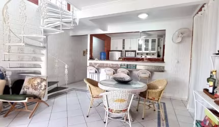 CASA 4 DORMITÓRIOS EM VILLAGIO À VENDA EM BERTIOGA - BERTIOGA/SP