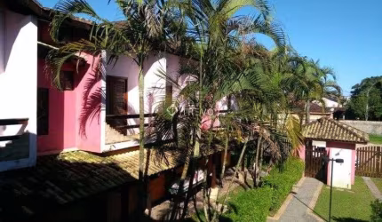 SOBRADO EM VILLAGE  2 DORMITÓRIOS À VENDA EM MAITINGA BERTIOGA/SP
