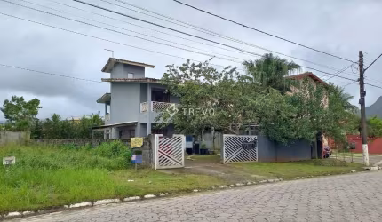 CASA EM CONDOMÍNIO FECHADO À VENDA 3 DORM, 4 WC, 10 VAGAS EM BERTIOGA/SP