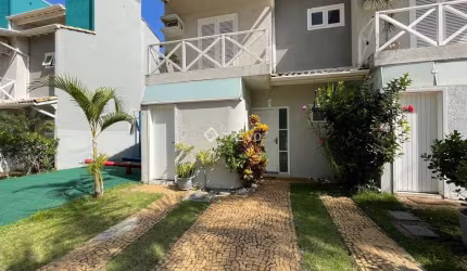 CASA EM VILLAGIO PÉ NA AREIA À VENDA, 3 DORM, 3 WC, 2 VAGA EM BERTIOGA/SP