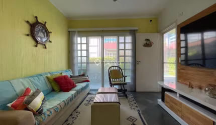 CASA EM VILLAGIO PÉ NA AREIA À VENDA, 2 DORM, 2 WC, 1 VAGA EM BERTIOGA/SP