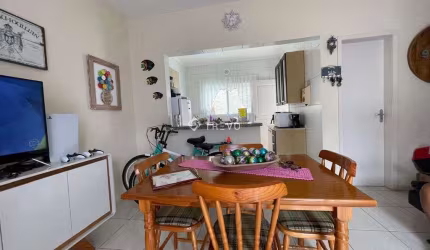 CASA EM VILLAGIO A 150 METROS DA PRAIA À VENDA 2 DORM/2 WC/1 VAGA EM BERTIOGA/SP