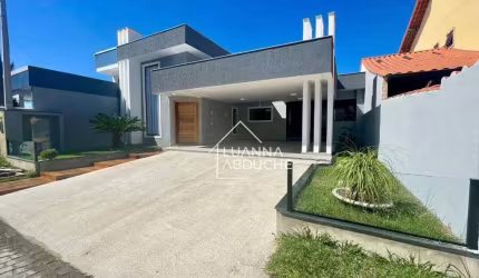 Casa com 3 dormitórios à venda