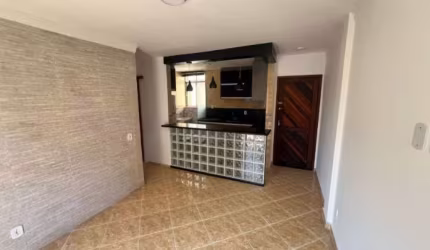 Apto em condominio fechado na Est. da Iraquã | 2 quartos e 1 suite em frente ao colegio Monteiro lobato