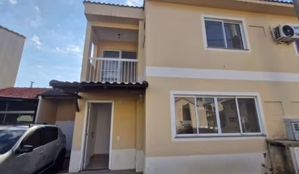 Casa de 2 quartos em condomínio completo, próxima ao Park Shopping!
