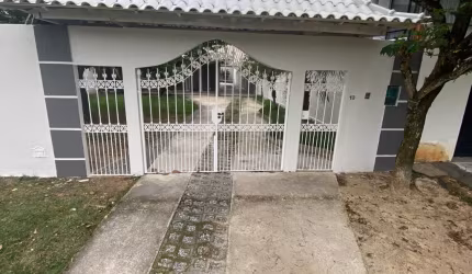 Casa Linear de 3 quartos e 2 Suites na R. Irlando Regis em Guaratiba - RJ