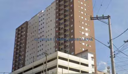 Apartamento em Santana de Parnaíba, Fazendinha, 54m², reformado, 2 quartos, sala com sacada, 1 banheiro, 1 vaga