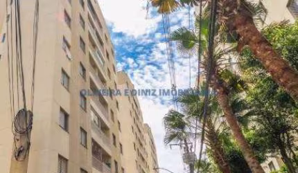 Apartamento no bairro Jaguaré, ótimo local, 68m², 3 quartos, 1 banheiro, sala, cozinha, 1 vaga de garagem
