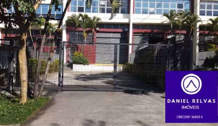 Galpão  Comercial para  Locação na Alameda Araguaia, Tamboré