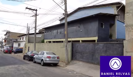 Galpão com 630 m² A/C  para locação  no Jardim Califórnia, Barueri