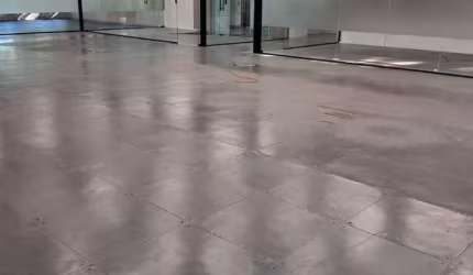Conjunto Comercial com 270 m² Para Locação no Green Valley , Alphaville