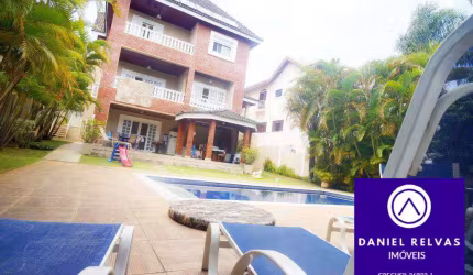 Casa Maravilhosa A Venda  no Residencial Melville, Alphaville
