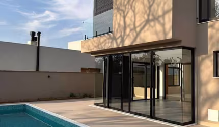 Casa de Alto Padrão, Nova, Para Venda no Genesis 2, Alphaville