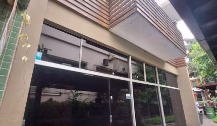 Predio Comercial com 227m² Para Locação no Centro Comercial de Alphaville