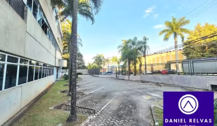 Galpão com 2272 M² de Area Construída Para Venda no Tambore, Barueri