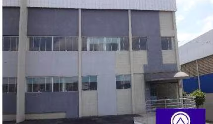 Galpão com 725 m²  A/C para Locação em Santana de Parnaiba