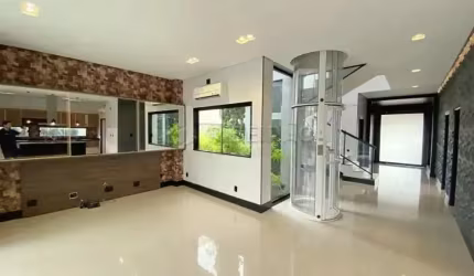 Casa de Condomínio com 3 Quartos e 5 banheiros para Alugar, 229 m² por R$ 14.300/Mês