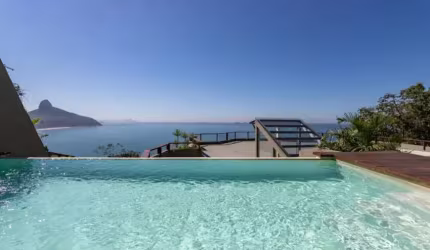 Casa de Condomínio com 6 Quartos e 8 banheiros para Alugar, 750 m² por R$ 34.000/Mês