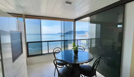 Apartamento com 3 Quartos e 3 banheiros à Venda, 130 m² por R$ 4.750.000