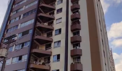 Apartamento à venda no Mansão Plaza Athenne. Bairro: Treze de Julho, Aracaju, Sergipe/SE.