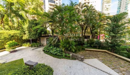Lindo, aconchegante e estruturado apartamento em Moema!