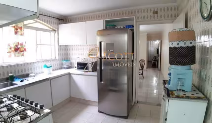 Sobrado a venda de 3 dormitórios Cupece 2 vagas