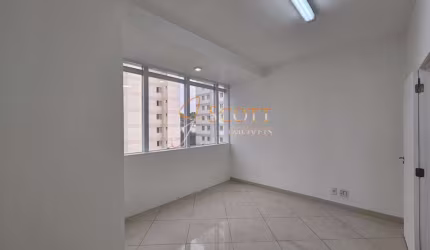 Sala comercial 30,00m² para locação Jardim Marajoara!